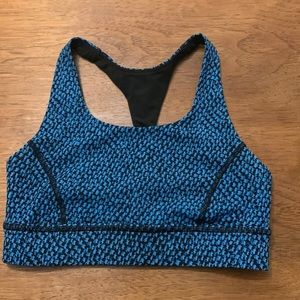 Lululemon sports bra